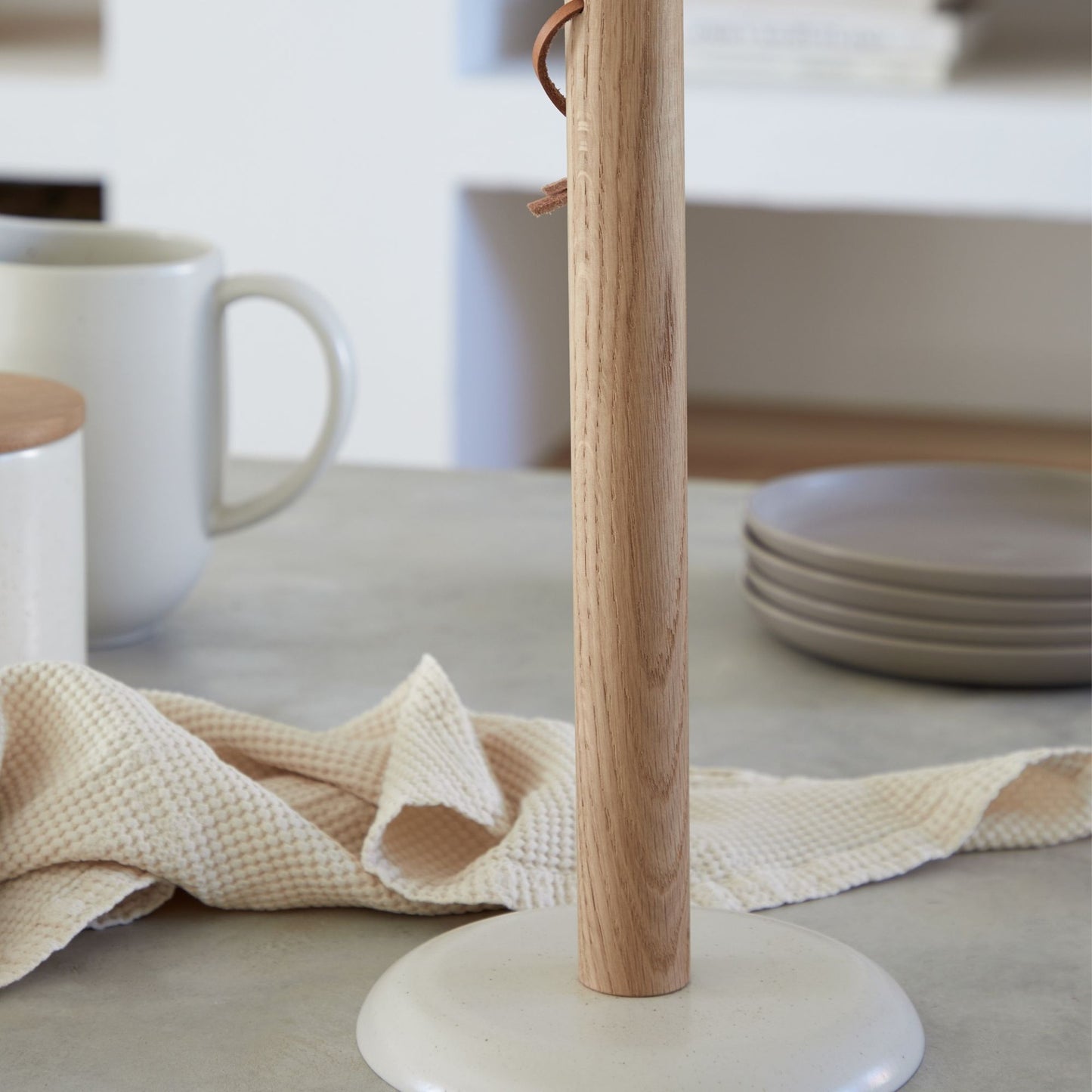 Pacifica Costa Nova Paper Towel Holder - Cream