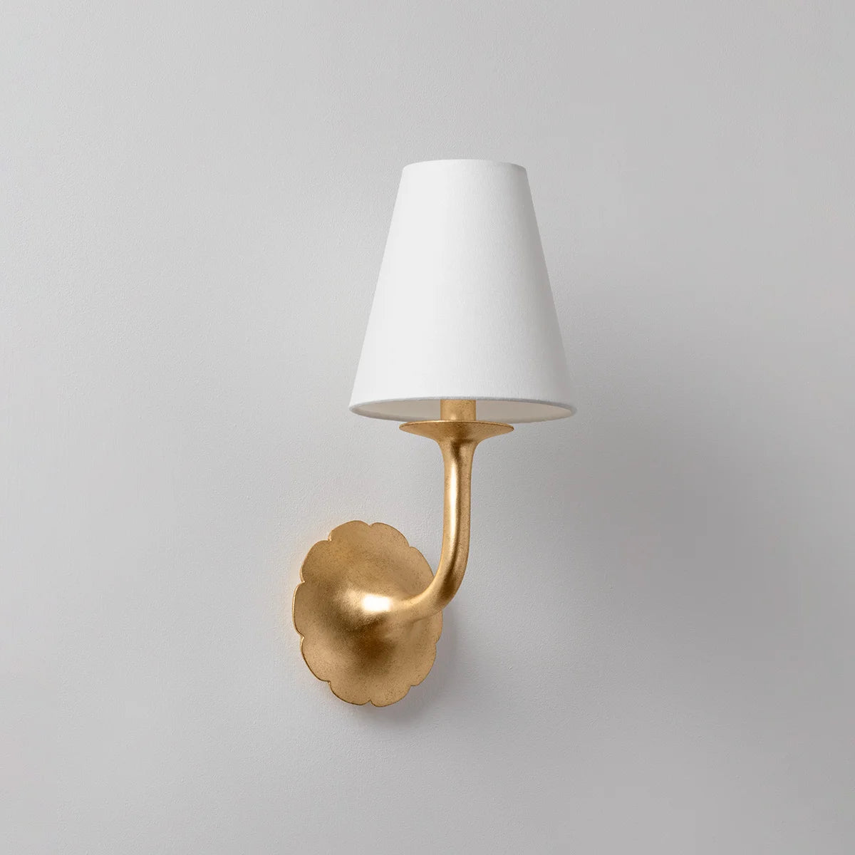 Hannah Bloom Wall Sconce Gold