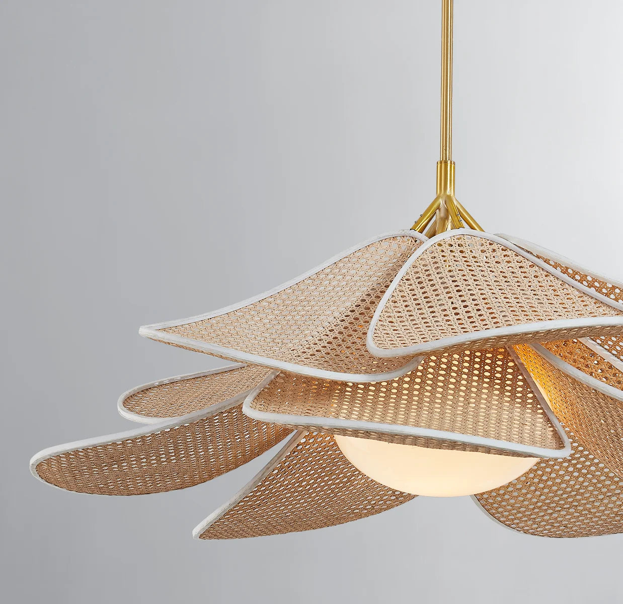 Magnolia Rattan Pendant Large