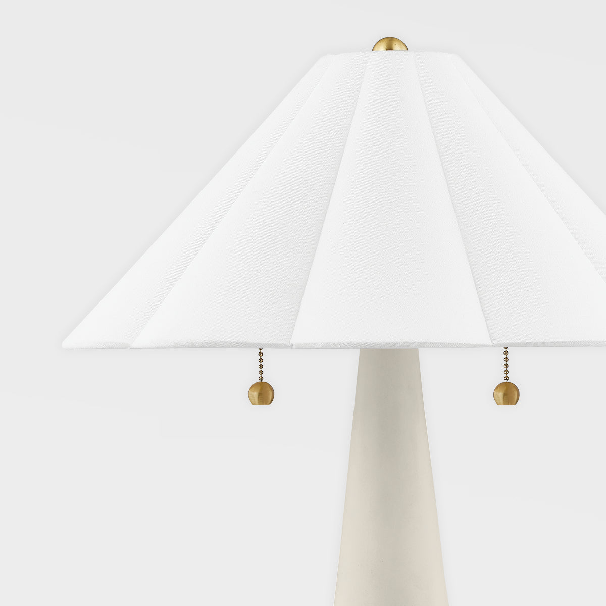 Amar Scalloped Shade White Linen Lamp