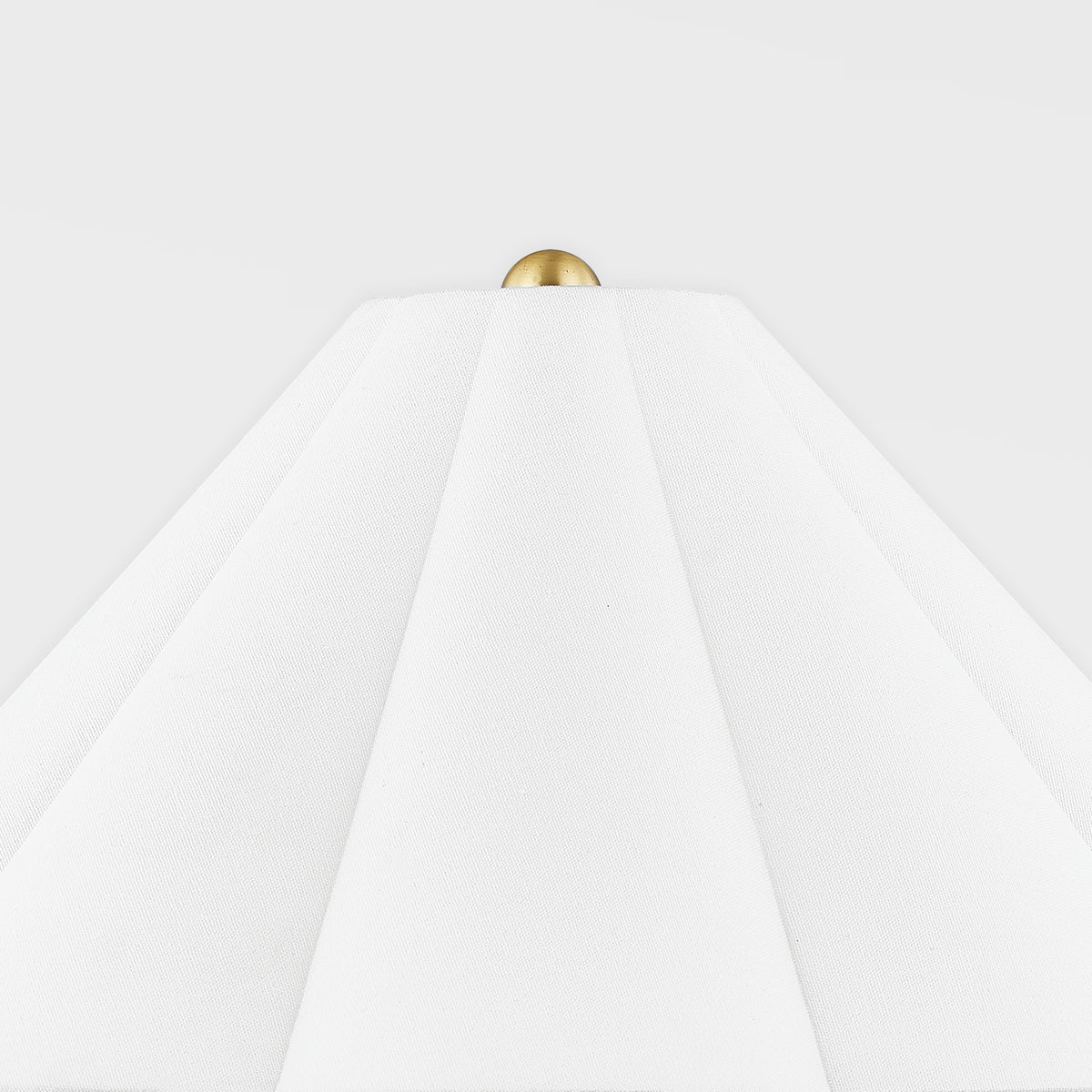 Amar Scalloped Shade White Linen Lamp