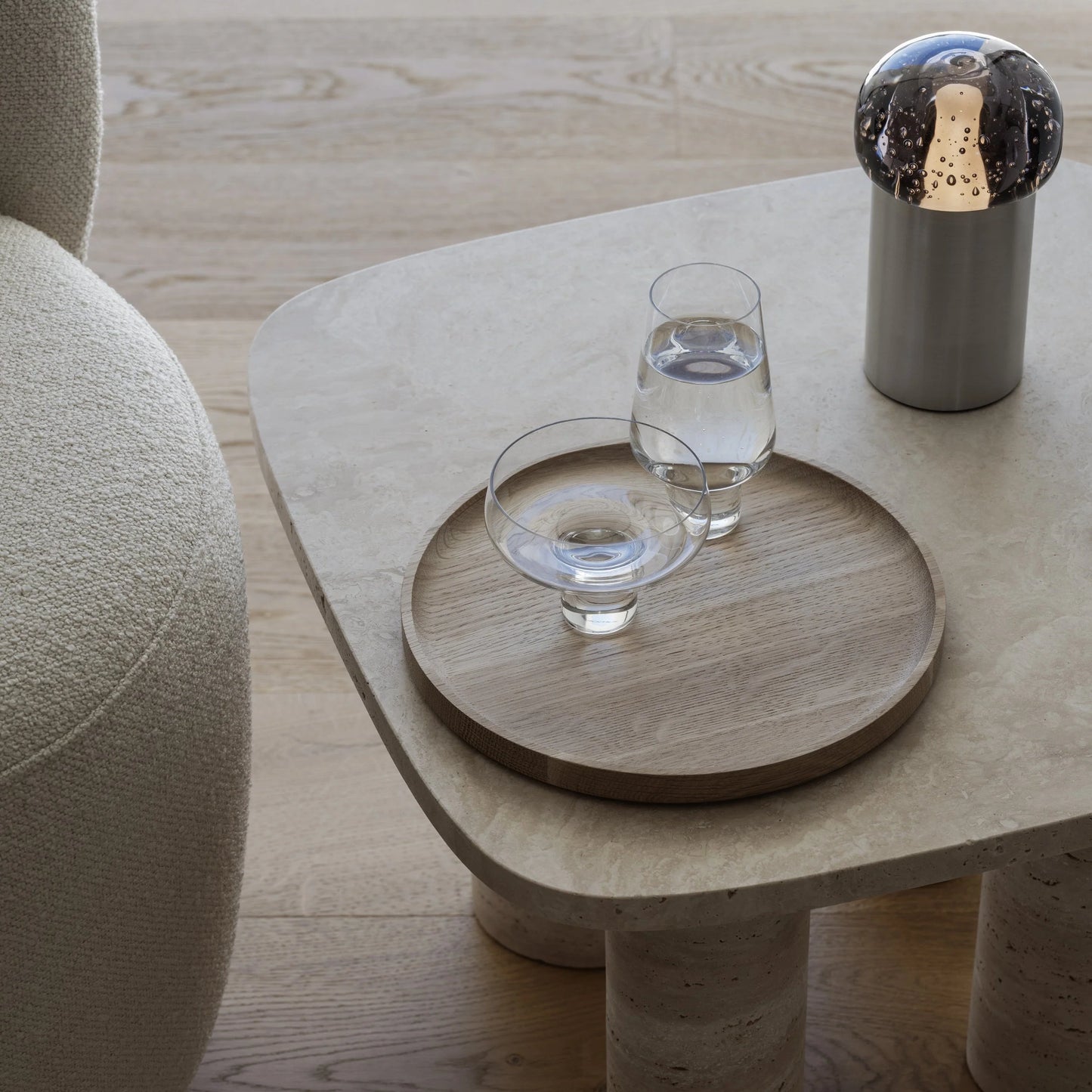 OKU Oak Round Tray - Natural Medium